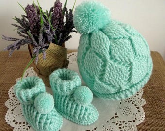 Crochet Pattern Baby set HAT and BOOTIES - Diamonds Baby crochet Patterns handmade baby booties baby crochet hat baby uggs crochet pattern