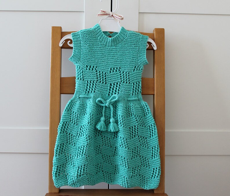 Modèle de tricot Robe bébé enfant en bas âge Robe bébé Rosalinda tailles 0-3, 3-6, 12 mois et 24 mois robe en tricot de dentelle pour bébé modèle pdf image 5