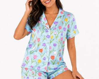 Lente pyjamaset van satijn met bloemenprint, korte pyjama met tulpenmotief voor dames, blauwe loungewear