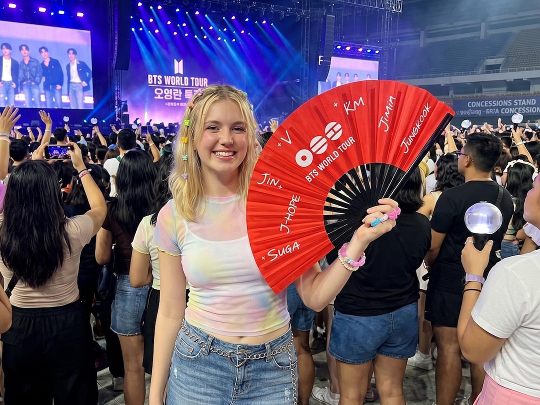 BTS World Tour Cities Hand Fan,gift Hand Fan Kpop Fans Hand Fan