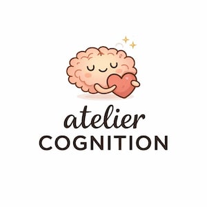 Puede incluir: Un logotipo que presenta un cerebro sonriente sosteniendo un corazón. El cerebro es de color rosa claro y el corazón es rojo. El texto "atelier COGNITION" está debajo, con "atelier" en una fuente cursiva y "COGNITION" en una fuente sans-serif.