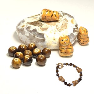 Cat Beads For Bracelet Making, Ginger Tabby Brown Ceramic Porcelain Beads, Craft DIY Jewelry Supplies, Birthday Gift For Beader, 13 pcs