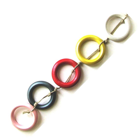 Wood Loops For Jewelry Making - Wooden Rings for Toss A Ring Game - Napkin Ring Holders - Ring Pendant - 5 PCS per String - Pack Of 2 Stds
