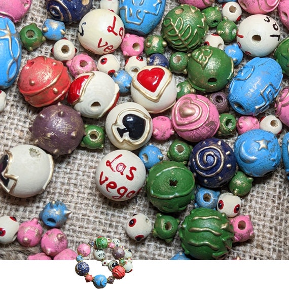 Wood Beads Bulk For Bracelet Making, Preschool Craft DIY Jewelry Supplies, Las Vegas Poker Spade Heart Cross Wooden Beads Assorted, 110 pcs