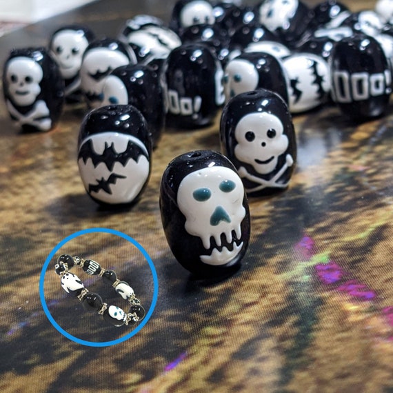 Glass Beads Bulk for Bracelet Making, Black Halloween Bats Boo Skull Bones  Beads, School Craft DIY Jewelry Supplies, Gift for Beader, 140 Pc 