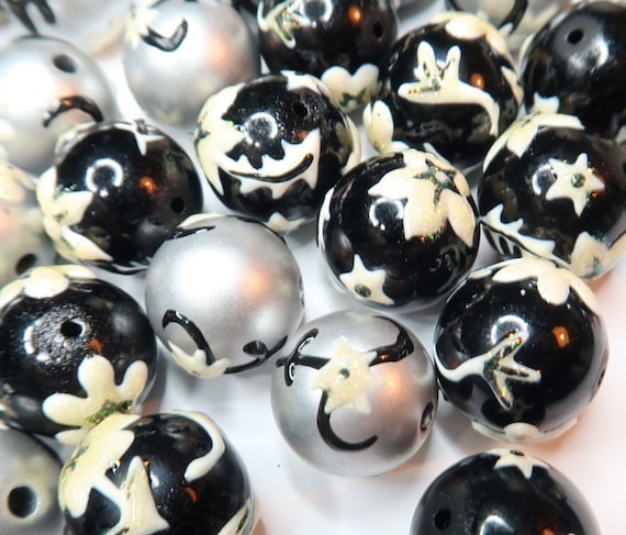 Glass Beads Bulk For Jewelry Making - Flower Beads For Bracelet Making - DIY Dainty Beading Black Silver Beads - DIY Supplies - 15mm 70 pcs