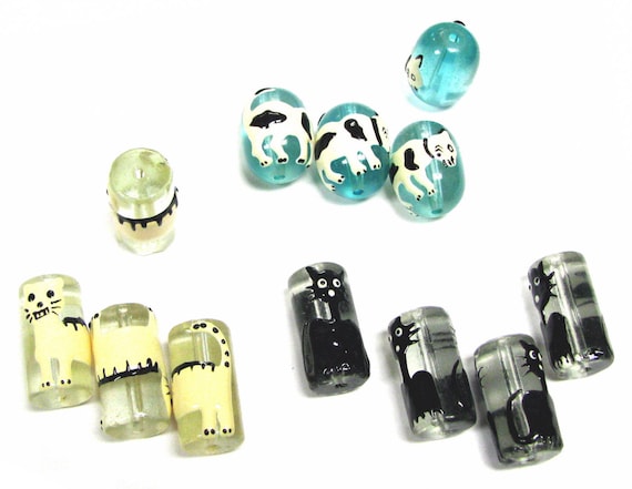 Cat Beads For Bracelets Jewelry Making - Kitty Cat For Jewelry Making - Pet Cat Memorial Remembrance 12 to 18mm Glass Beads - 12 Pcs