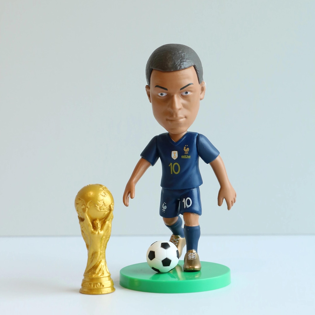 Kylian Mbappé フィギュア ワールドカップトロフィー World Cup France Kylian Mbappé Figurine Collectible Soccer Action