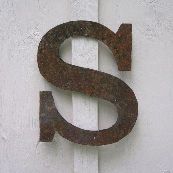 Metal letter "S"