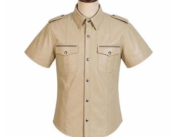 Herren-Lederhemd im Militärstil, cremefarben | Kurzarmhemd mit Schulterklappen und Druckknöpfen | Das perfekte Geschenk für ihn