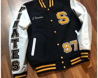 Individuell gestaltete Collegejacke, personalisierte Letterman-Jacke, Namensaufnäher aus Chenille