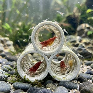 PVC Shrimp Breeding Cave, Multi-Hole Fish Tank Hideout for Spawning, Safe Shelter for Pleco & Cichlid, Durable Aquarium Aquascaping Ornament