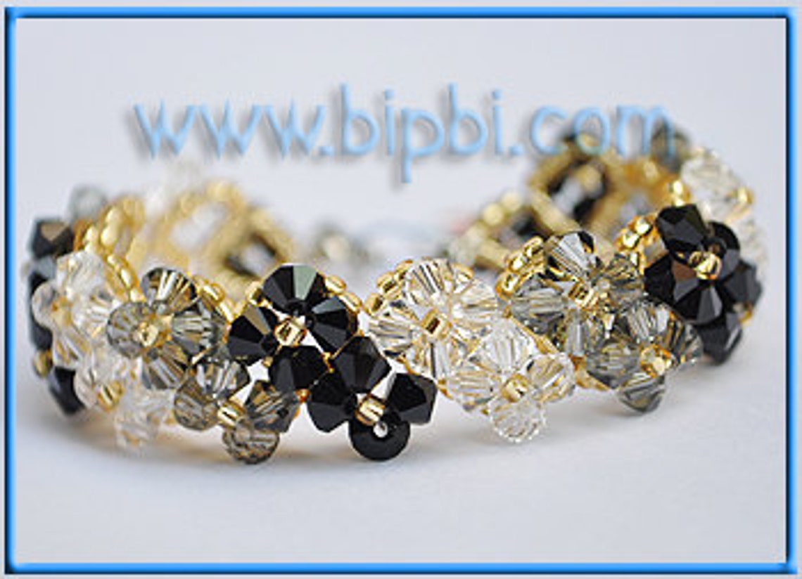 Swarovski strand flower bracelet Clearance