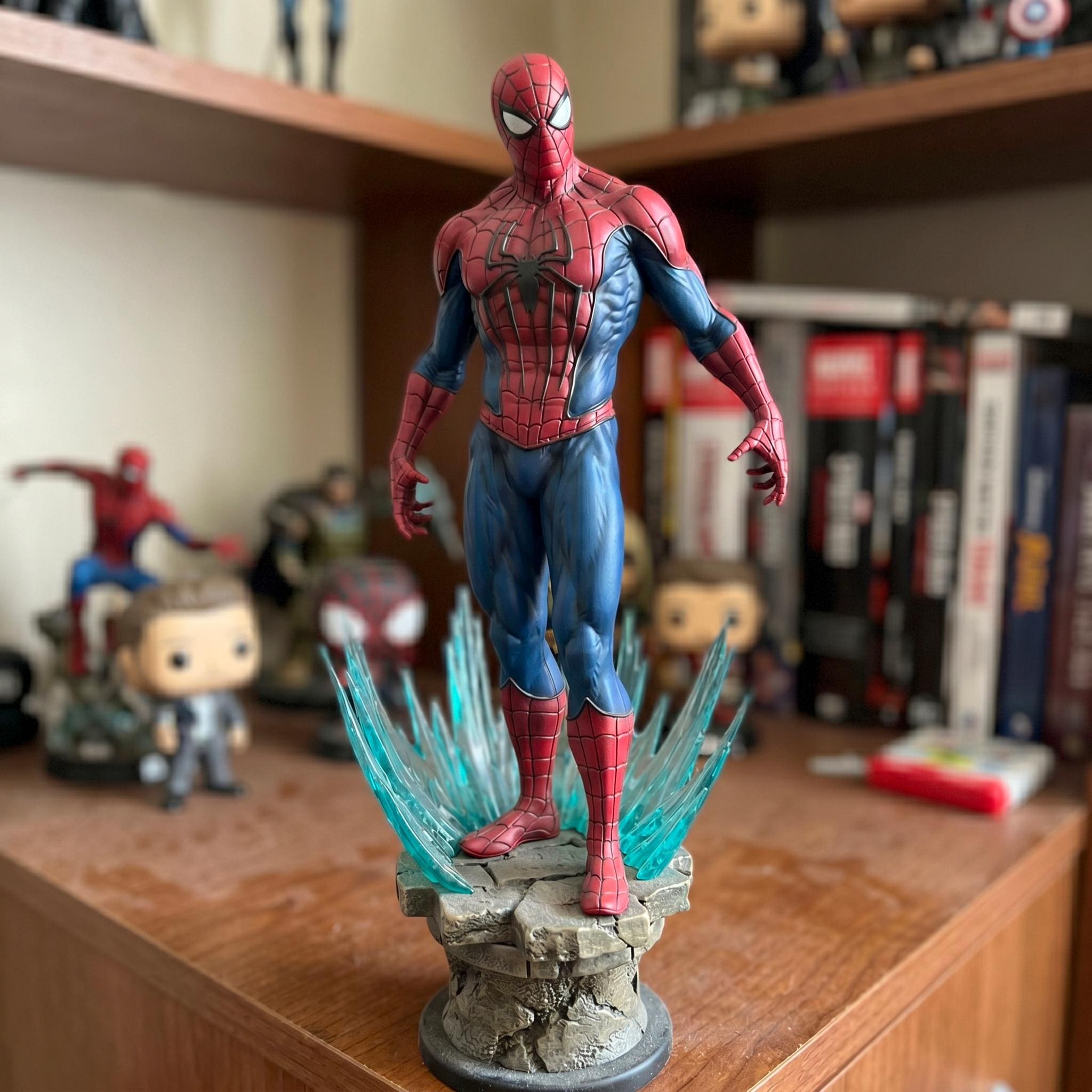 Spiderman life size statue - Etsy 日本