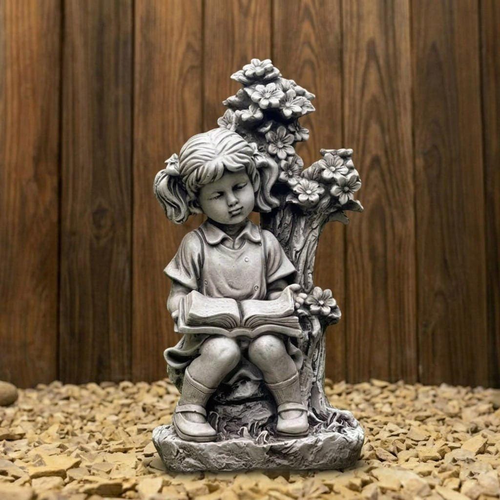 子供の彫刻 本を持つ アンティーク Child reading sculpture - Etsy 日本
