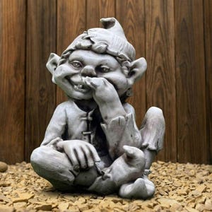 Statue drôle de lutin, sculpture d'elfe en béton, figurine de nain de jardin en plein air, fabriquée à la main en pierre, fée de jardin, décoration de pelouse, ornement, art