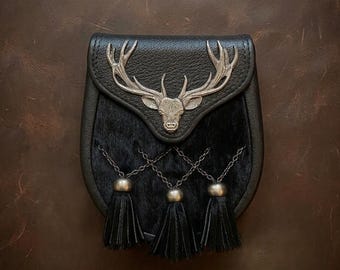 Handcrafted Black Leather Sporran with Stag Head Emblem – Traditional Scottish Kilt Accessory
