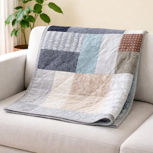 Oxford Throw Quilt Pattern PDF – Beginner Friendly Layer Cake Quilt, Easy Modern Quilt Design 45x63