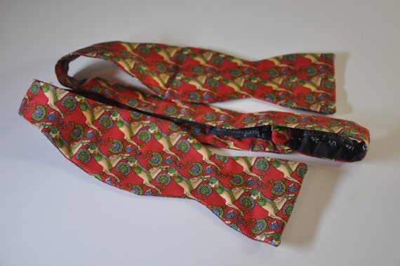 Burberrys Silk Horse Bow Tie - image 7