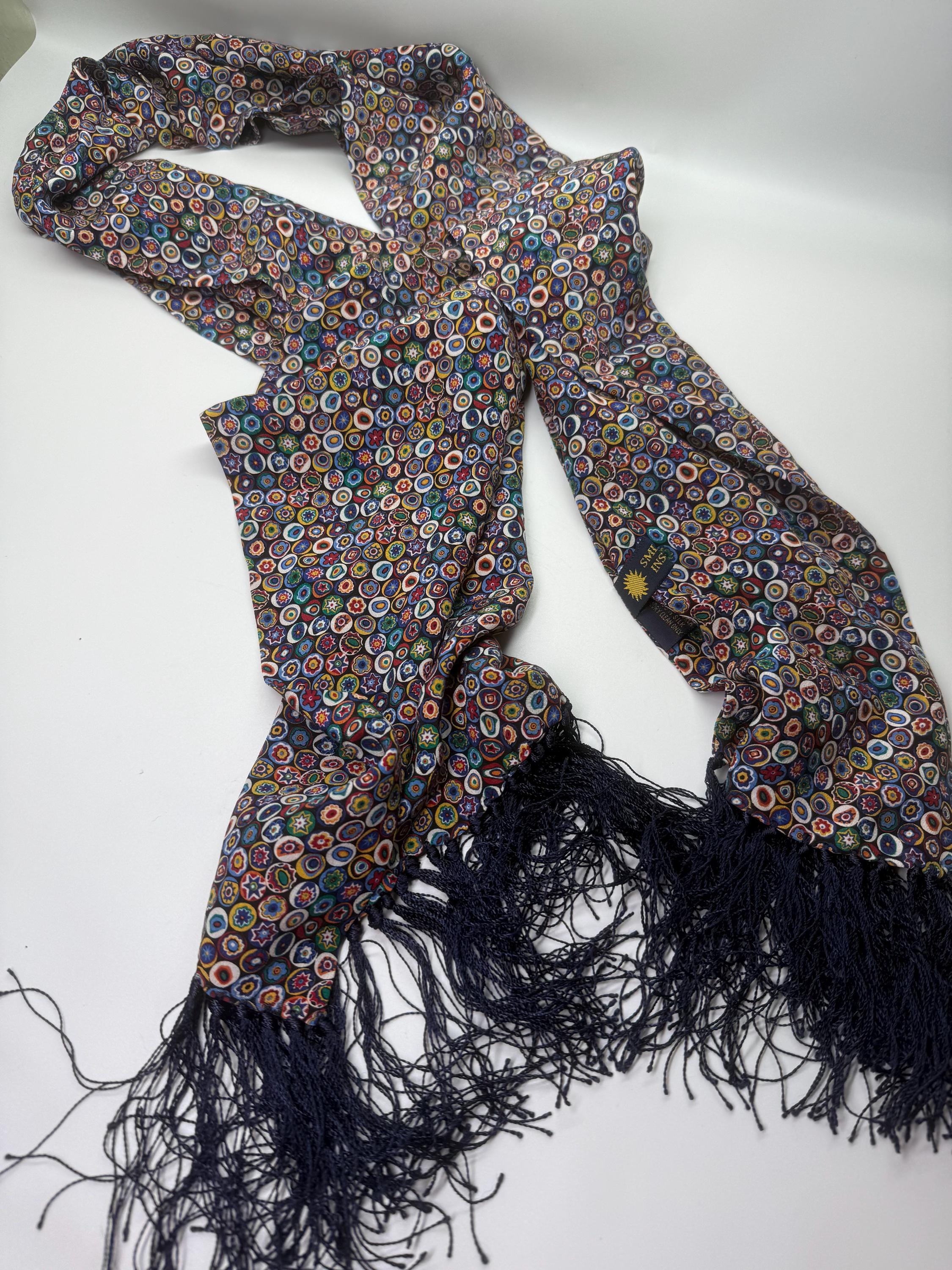 Foulard LOVE Vintage Signé Smithsonian En Soie Pure 100% – Pièce Rare Et Unique