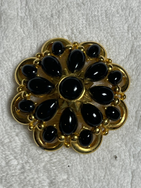 Trifari Black Cabochon Goldtone Brooch