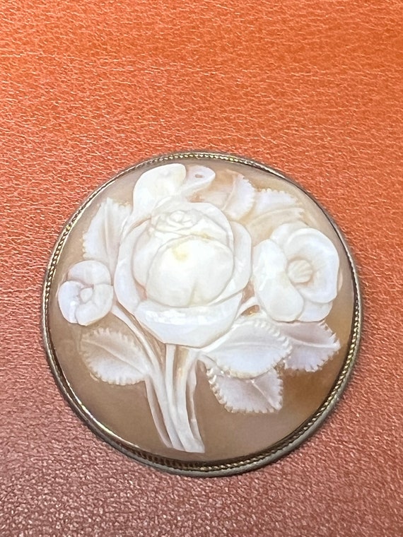 Cameo Silver Pendant Pin