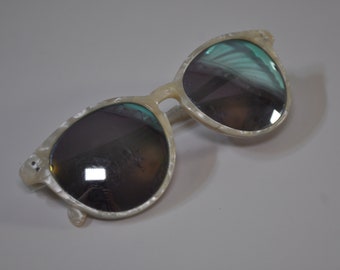 Ross & Brown Pearlized Sunglasses
