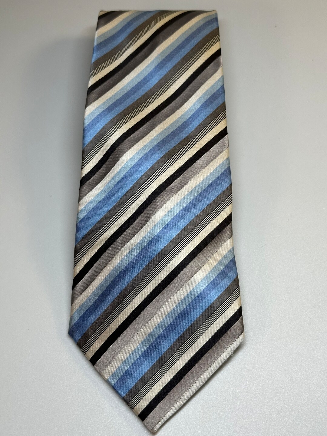 paul smith cyclist tie