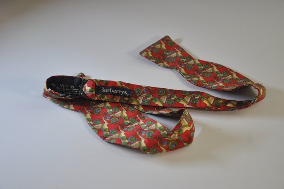 Burberrys Silk Horse Bow Tie - image 3