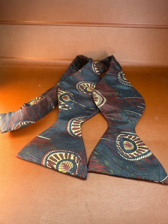 Liberty of London Hera Print Silk Bow Tie - image 8