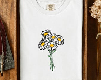 Groovy Daisy Shirt, Retro 70s Flower Tee, Happy Smiley Face Minimal Boho Top