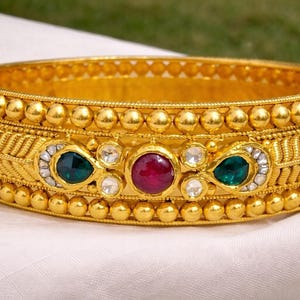 22K geelgouden Rajasthani Kada-armband handgemaakte traditionele Indiase armband aangepaste gouden Kada enkele armband etnische sieraden bruidscadeau