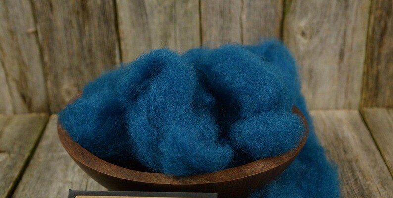 Natural Wool Roving Wet Felting Wool-Nuno Felting-Spinning Needle Felting Wool Peacock