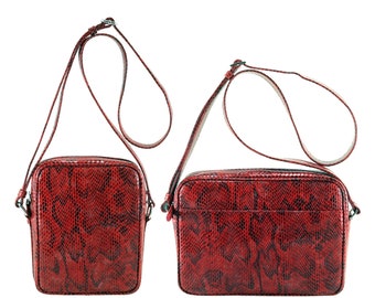 Sac à bandoulière en cuir fait main, verni rouge bordeaux, serpent python | MARA grande x TEGE petite | Sac mortuaire pour homme, sac de voyage | Fabriqué de manière éthique