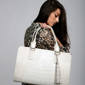 Handmade leather tote bag VILLO in cream beige, croc croco | Womens business bag, everyday oversized tote | Ethically made