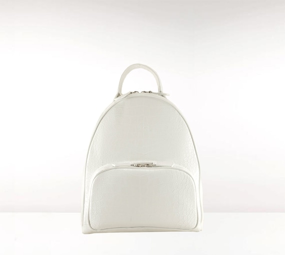 Handmade Leather Zip Backpack KATLYN in White, Croc Croco  display picture 2