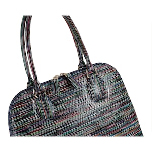 Handgemachte Leder Henkeltasche ANIKO in marineblau epi, multicolor Streifen | Damen Alltagstasche, modische Tasche | Ethisch hergestellt
