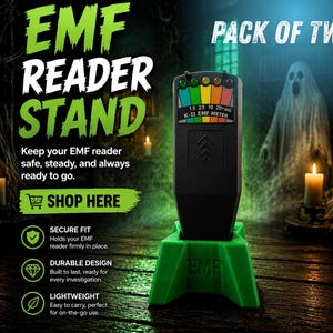 Könnte beinhalten: Ein schwarzes EMF-Lesegerät mit mehrfarbiger Anzeige wird auf einem grünen Ständer präsentiert. Auf dem Ständer steht das Wort "EMF". Das Bild enthält auch den Text "EMF READER STAND" und "PACK OF TWO".