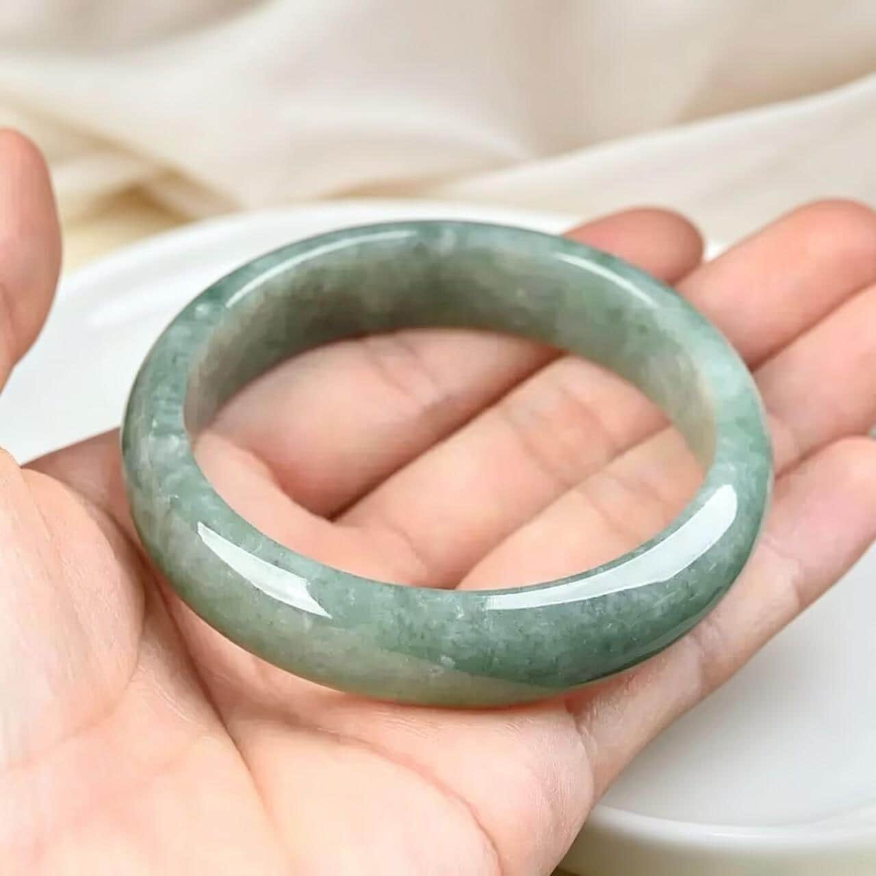 本物の翡翠のバングル - Etsy 日本