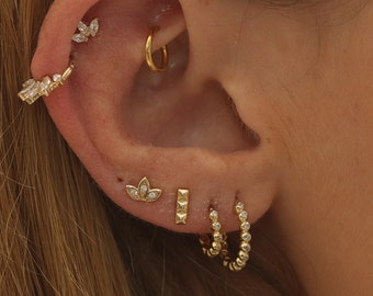 14k Gold Helix / Lobe / Cartilage Stud Earring, Trendy Third Whole Piercing, Women Minimal Rivets Tiny Bar Earrings, Single Post Earring