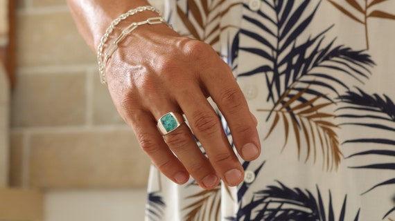 Early Time Worn Navajo Sterling Silver Turquoise Raindrop Ring Size 5 -  Yourgreatfinds