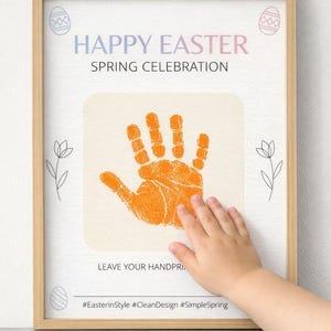 Puede incluir: Un letrero de madera rústica con el texto "Welcome to our home" en letras blancas. El letrero presenta un acabado envejecido y un diseño sencillo y acogedor, ideal para un porche o entrada.