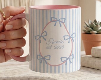 Taza personalizada para tía: Regalo para anunciar el embarazo, taza de cerámica a rayas.