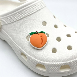 Cute Peach Shoe Charm | 3D PVC Fruit Clog Charm | Pale Pink Summer Food Shoe Decoration | Kawaii Fruit Accessories for Kids & Adults