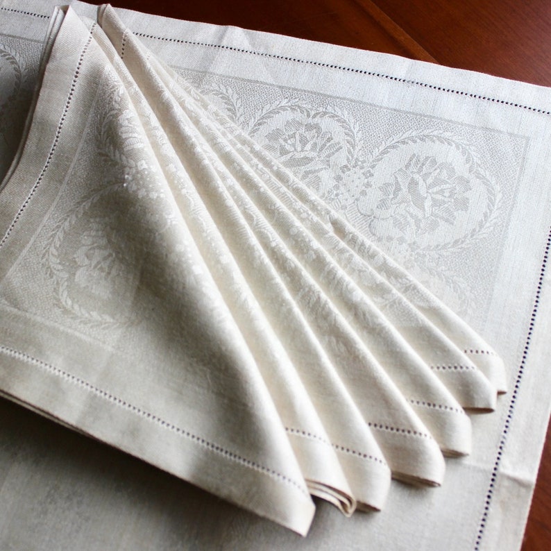 Vintage Linen Napkins Damask Unused White Cloth 8 Dinner Lunch Size Roses Large Off White Ivory image 2