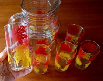 Vintage Pitcher 6 Glasses Tumblers Maple Leaf Autumn Fall Mid Century MCM Red Orange Yellow Glass Libbey