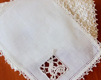 Serviettes de cocktail vintage en lin, motif coqs, tissage à 10 aiguilles, crochet à la main, blanc cassé, style milieu du siècle