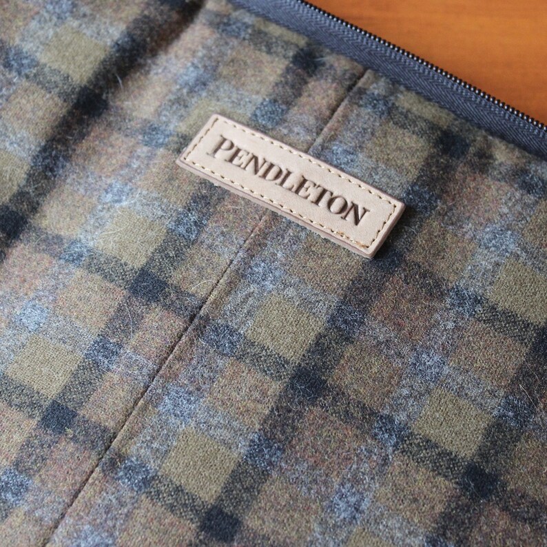 Vintage Pendleton Laptop Folio Case Folder Notebook Briefcase Wool Plaid Brown Gray Zipper image 4