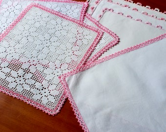 Vintage napperons en lin rose blanc plateau vêtements 7 lots de serviettes en dentelle au crochet fait main