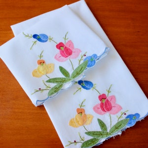 Vintage Linen Towels Tea Hand Applique Embroidery White Fingertip Guest Madeira Pastel Floral Pink Blue Yellow Green